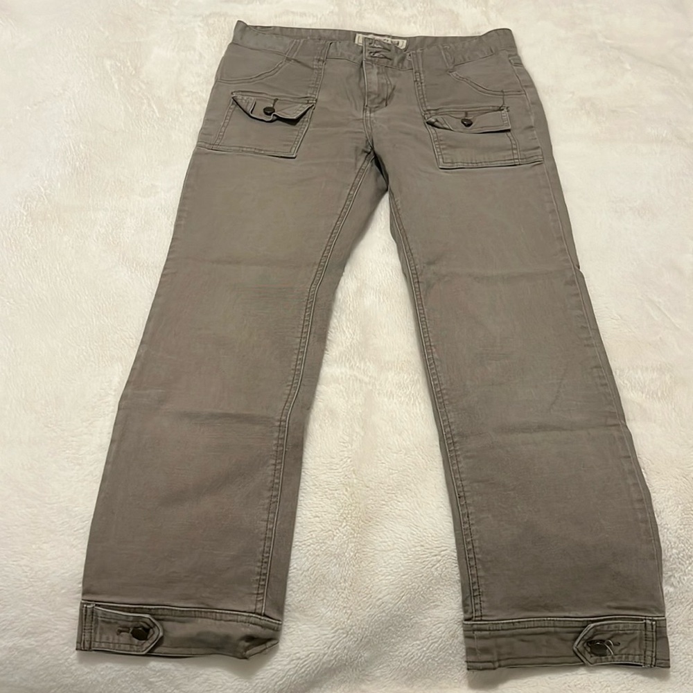Low rise jeans/cargo pants
